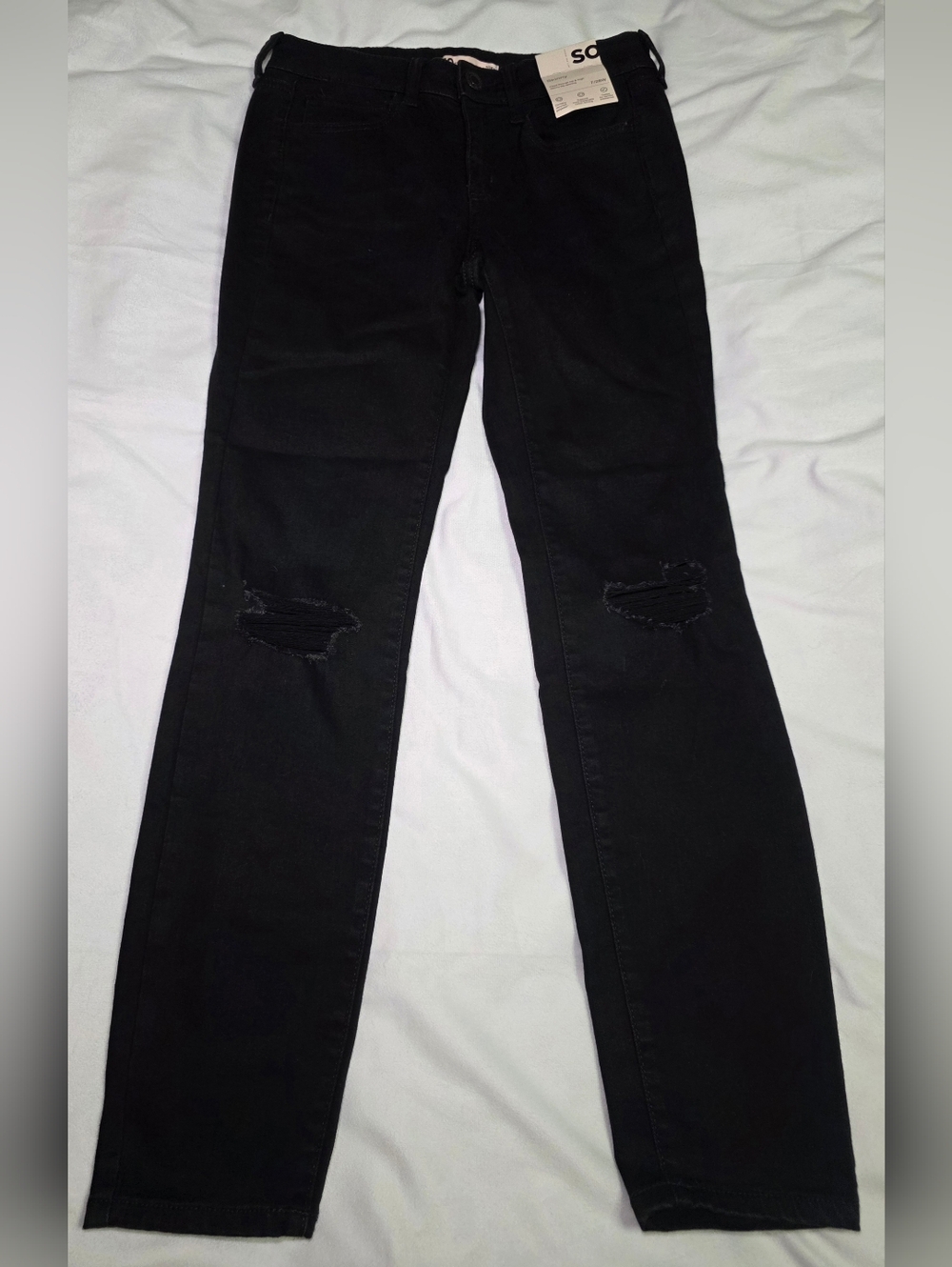 SO Low Rise Black Distressed Knees Skinny Jeans- Size 7 NWT